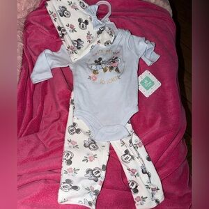 Disney Baby 3 piece set 3/6 m NWT